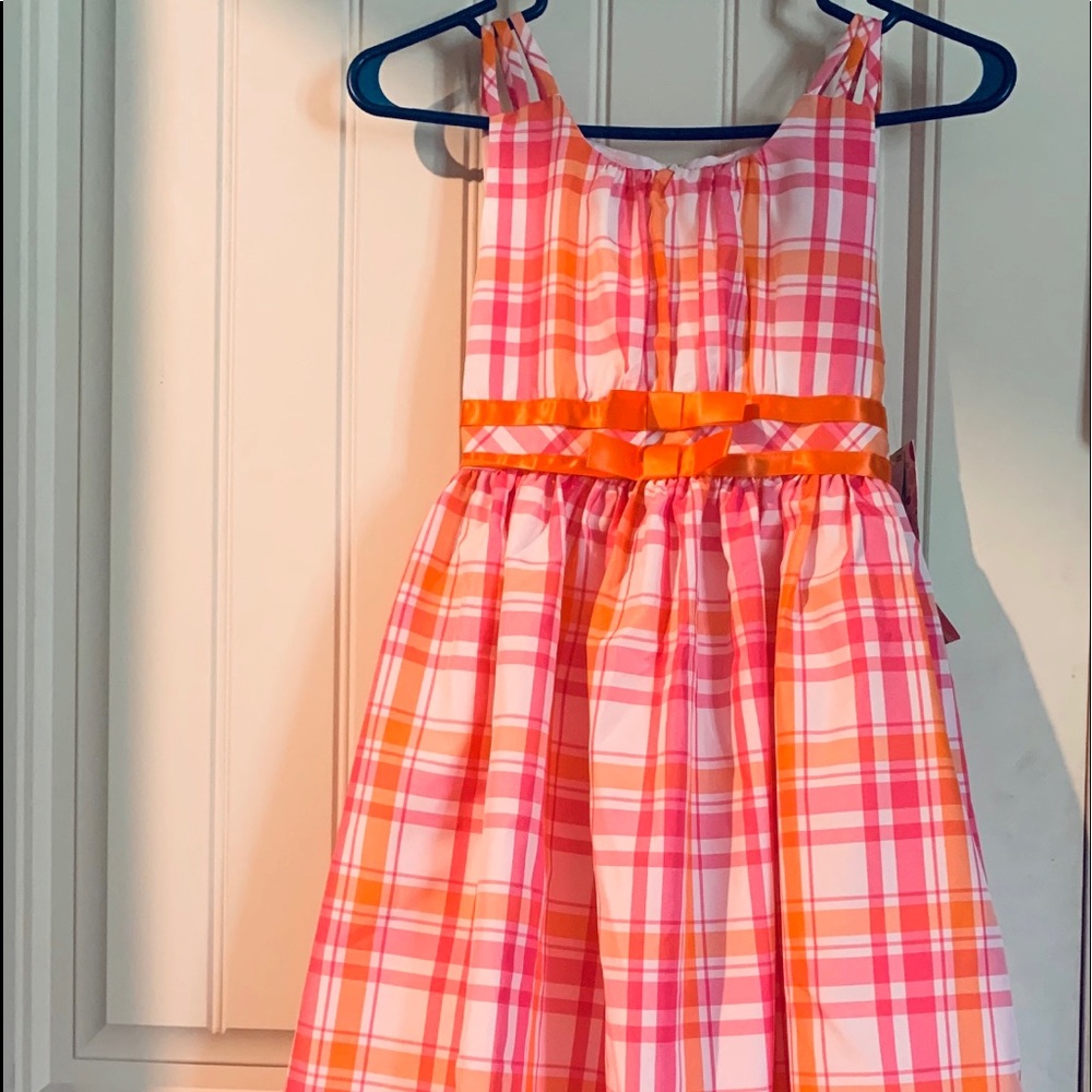 Girls dress